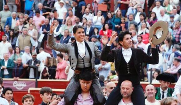 ESCALAFÓN REJONEADORS : LE CAVALIER SEUL DE DIEGO VENTURA ET LÉA VICENS